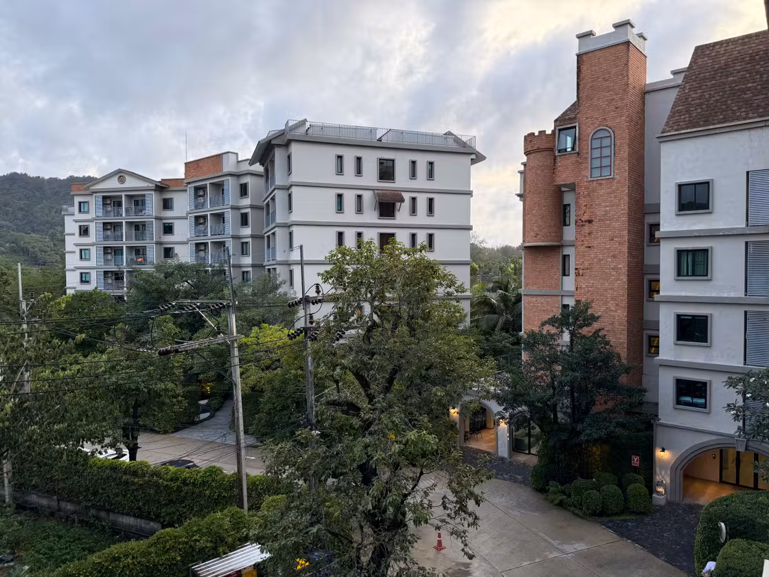 Balcony in apartment C406, photo 5