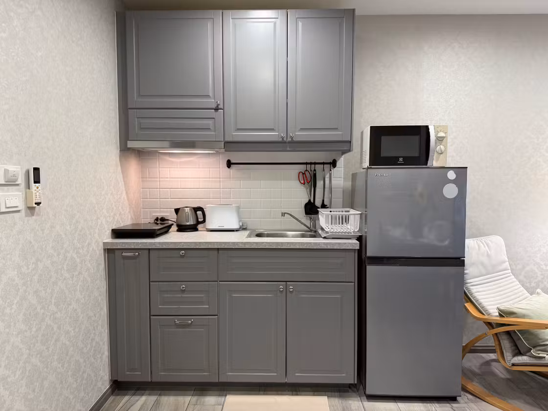 Kitchen in apartment C406, photo 1