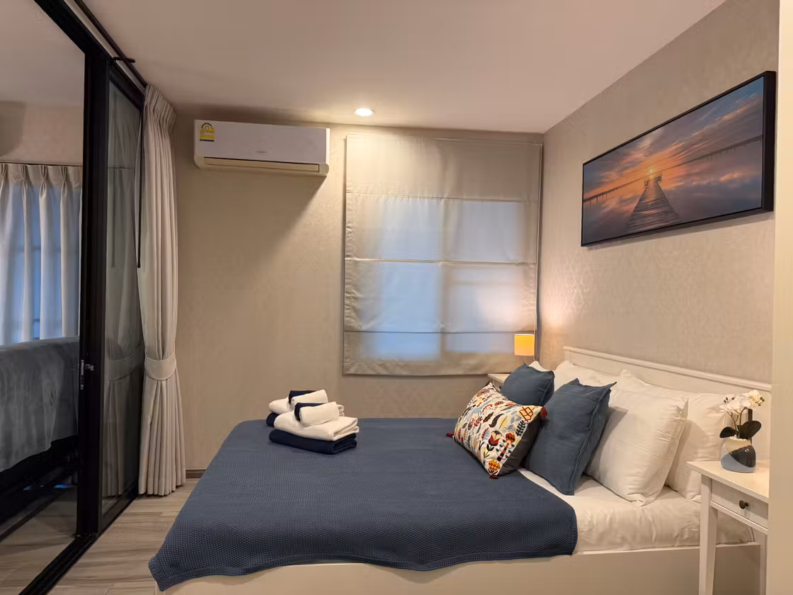 Bedroom in apartment C406, photo 2