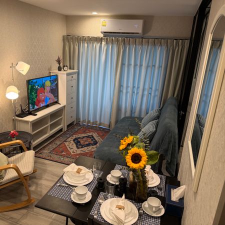 Living room in apartment C406, photo 5