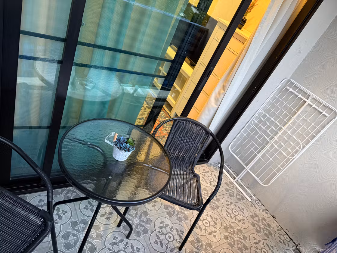 Balcony in apartment C406, photo 1